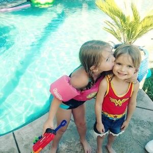 Meet your Posher, Sheila